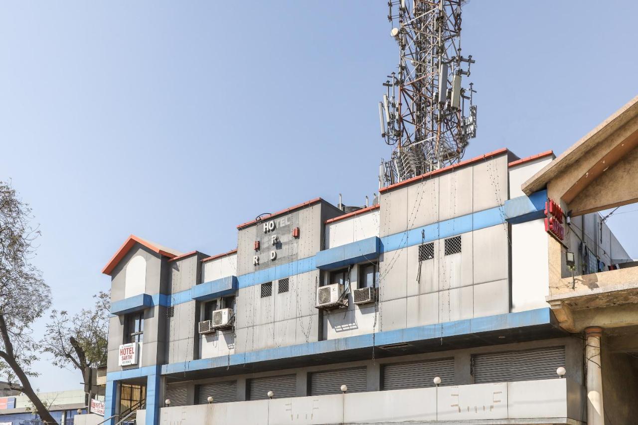 Oyo 69877 Hotel Sarthi Residency Αχμπανταμπάντ Εξωτερικό φωτογραφία